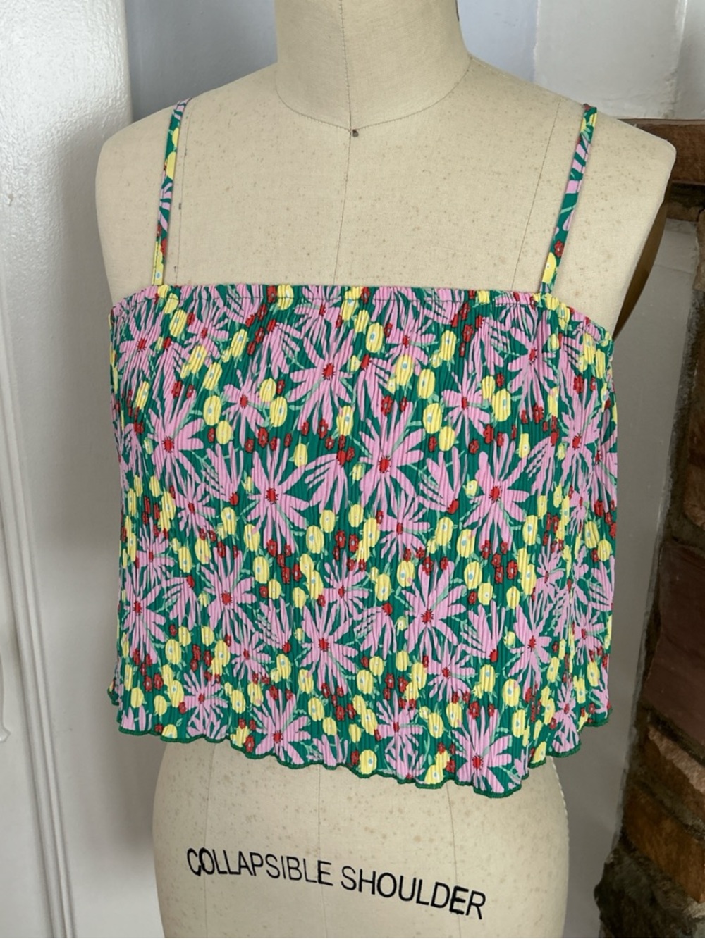 Floral Smocked Spaghetti-Strap Crop Top - Green / Pink
